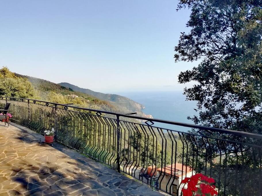 Nature&Sea Chalet Corniglia Luaran gambar